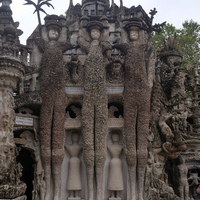 Photo de France - Le Palais idéal du Facteur Cheval